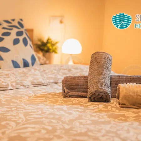 شقة Sky Sea Holidays