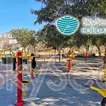 Sky Sea Holidays شقة