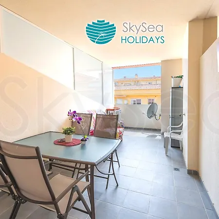شقة Sky Sea Holidays فوينخيرولا